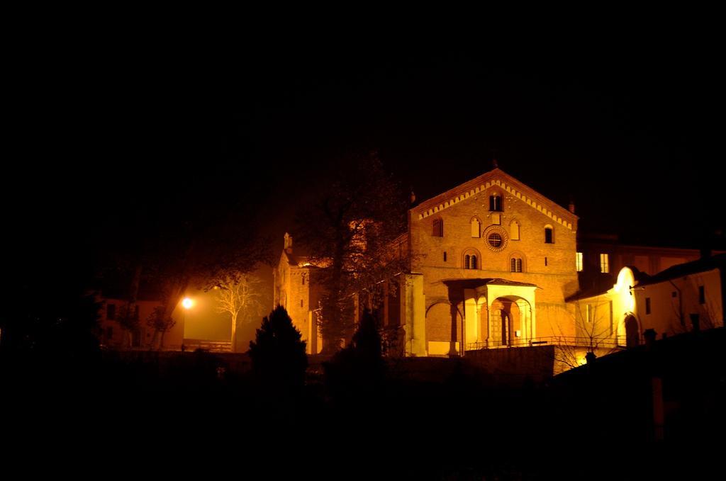 Hotel Morimondo Exterior foto